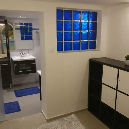 City Bb90 Apartment *